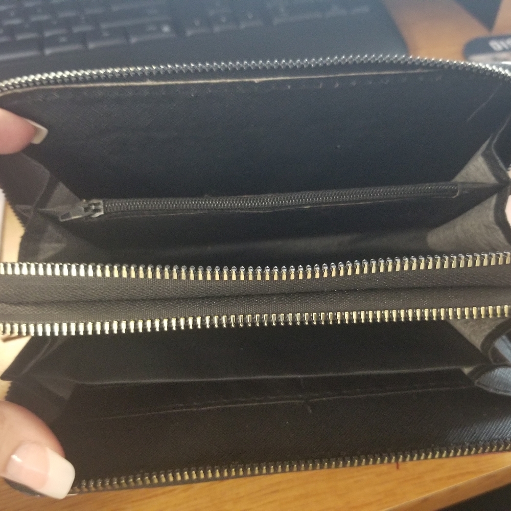 Wallet - Picture 2 of 2